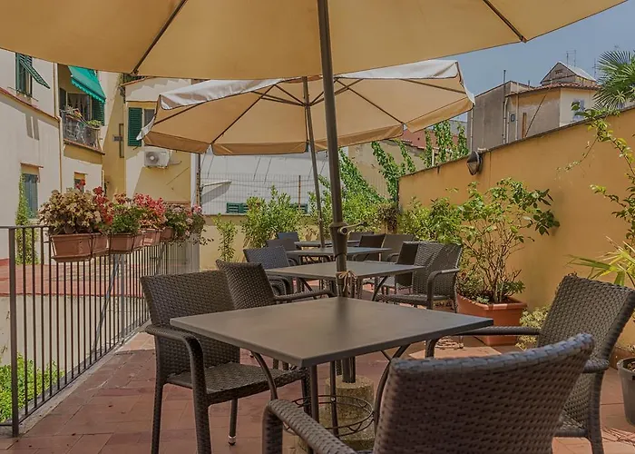 Hotel Monica